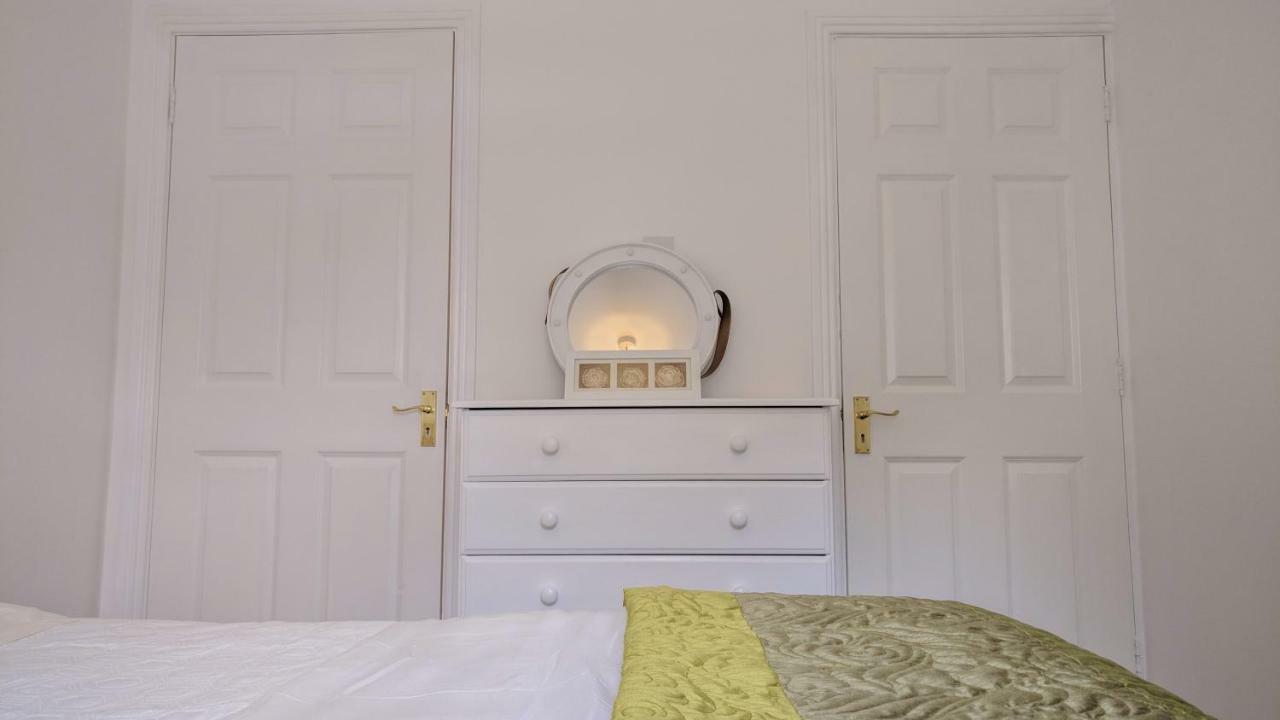 Riverview Luxury Short Stay Apartment Enniscorthy Eksteriør bilde