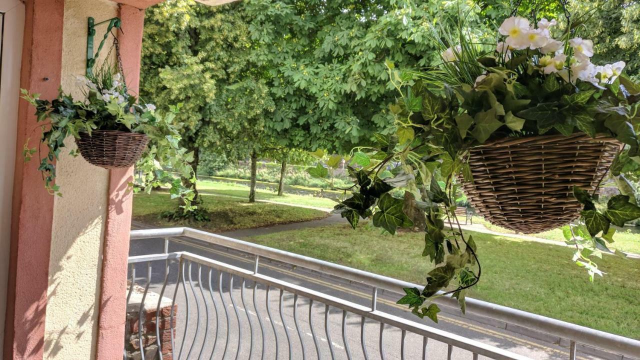 Riverview Luxury Short Stay Apartment Enniscorthy Eksteriør bilde